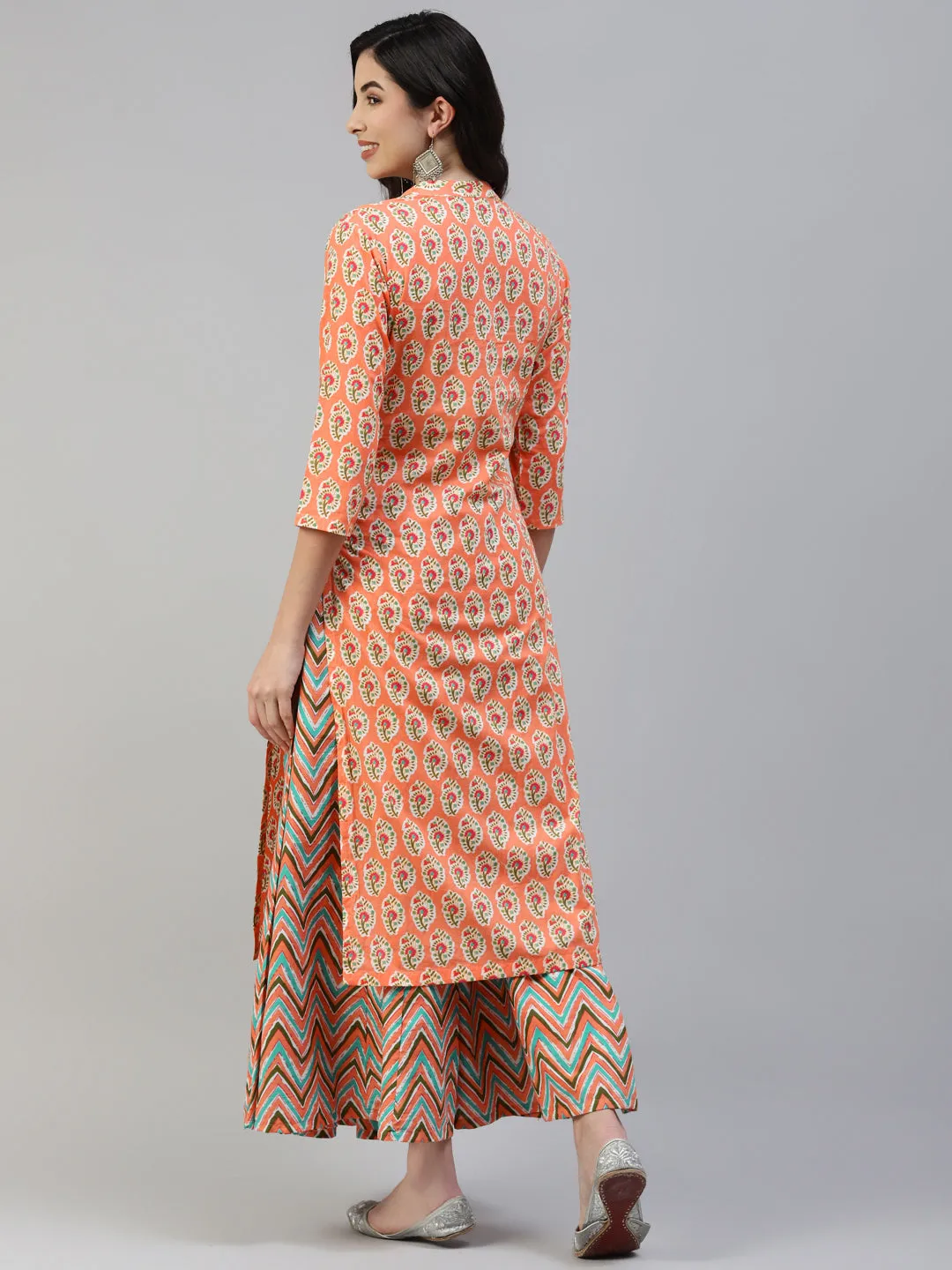 Women Peach Cotton Print Straight Kurta With Skirt